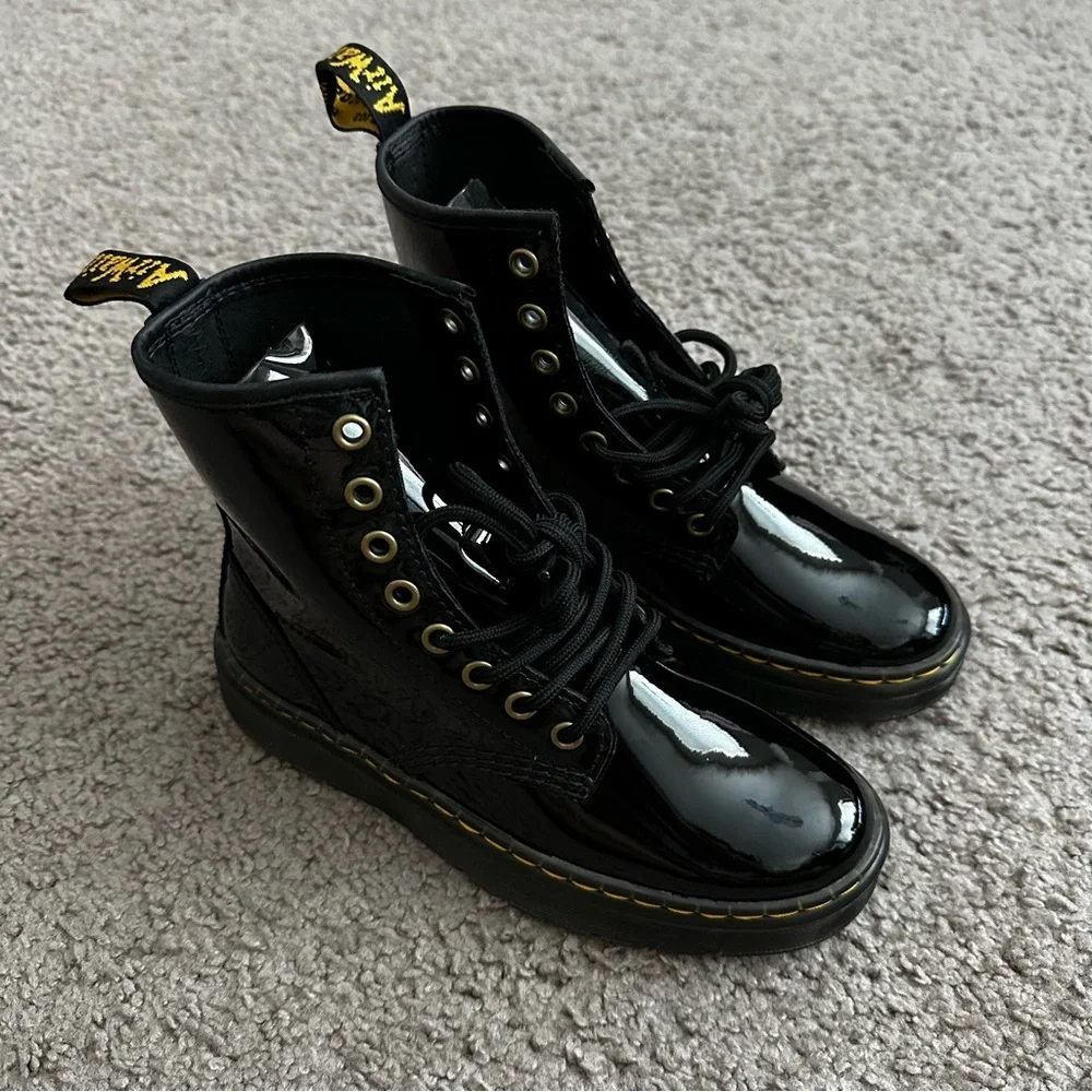 Dr. Martens Shoes Womens Size 5 Zavala Black Patent Leather Boots - Picture 1 of 10